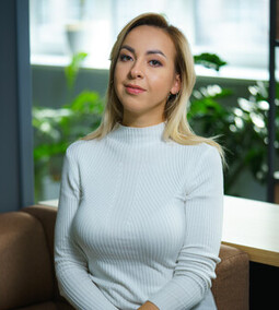 Єфанова Олеся Іванівна